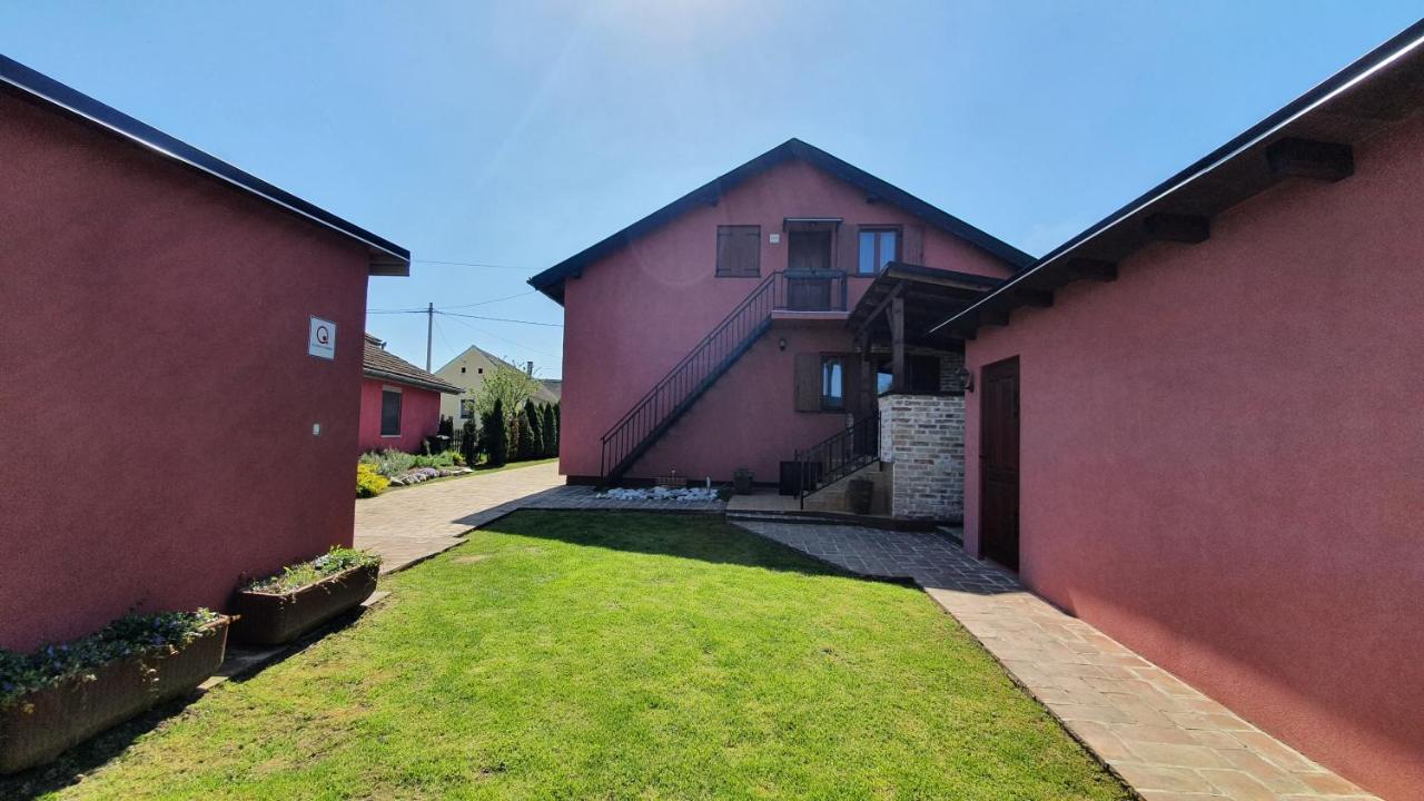 Villa Mons Aureus Popovac Dış mekan fotoğraf