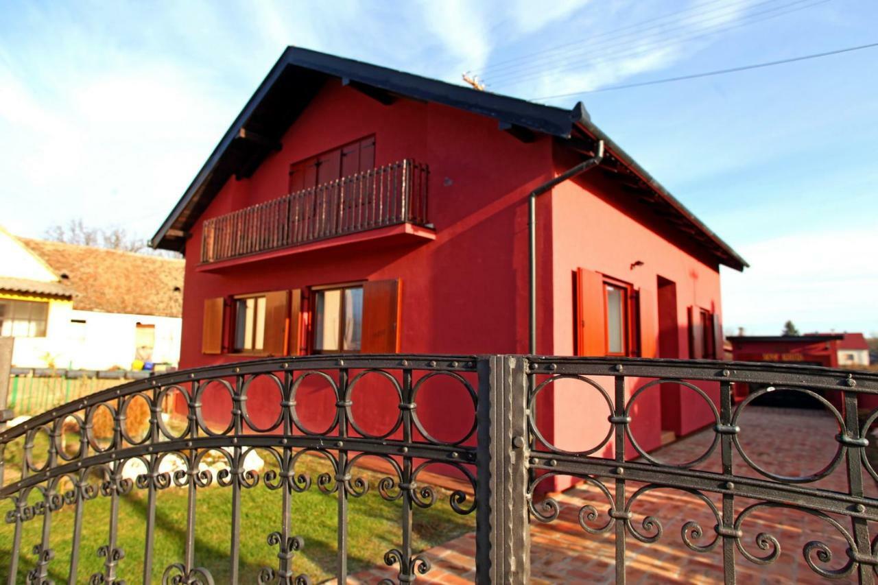 Villa Mons Aureus Popovac Dış mekan fotoğraf